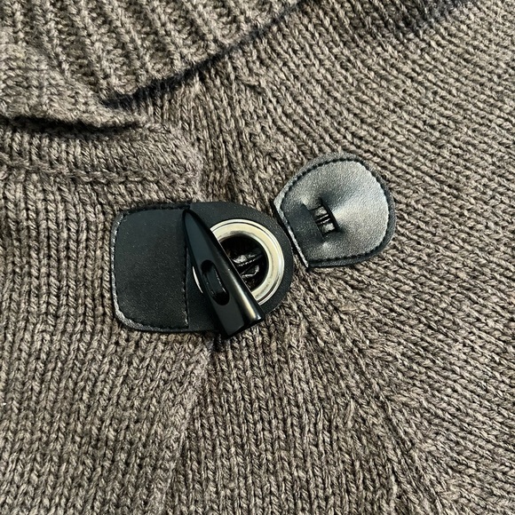 💖Host Pick💖 BCBGMax Azria NWT wool-blend poncho sweater - Picture 7 of 10